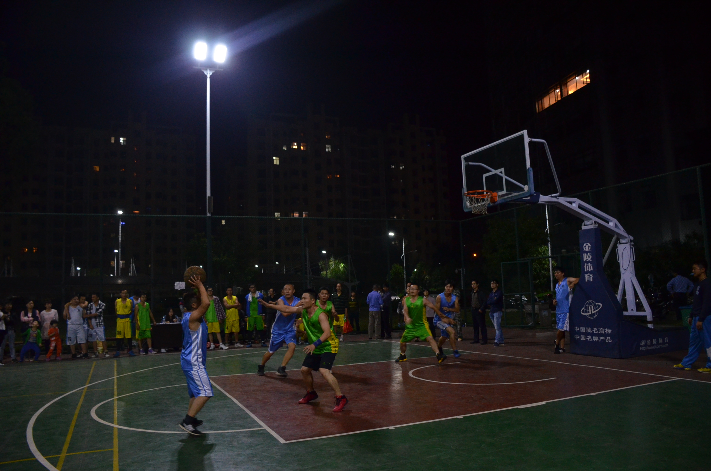 四特酒公司第六屆“活力杯”3V3籃球賽圓滿(mǎn)落幕