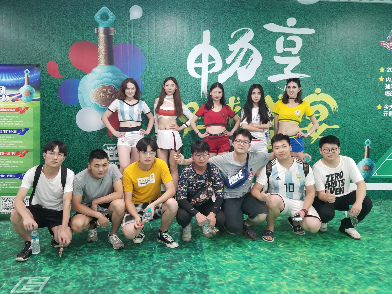 南昌辦事處舉辦“心隨韻動(dòng)，為世界干杯”主題活動(dòng)